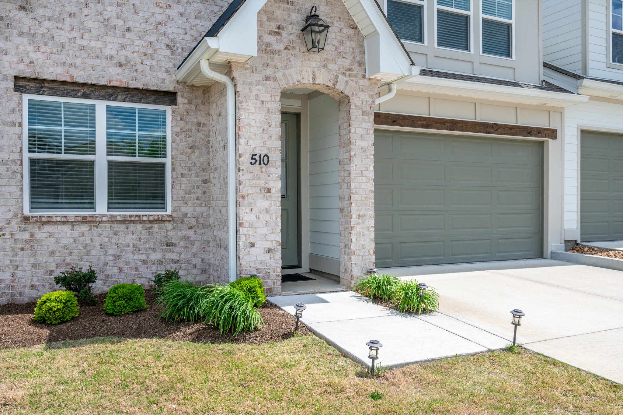 510 Byres Ct