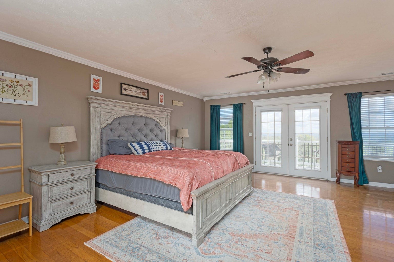 859 Black Oak Estates Rd