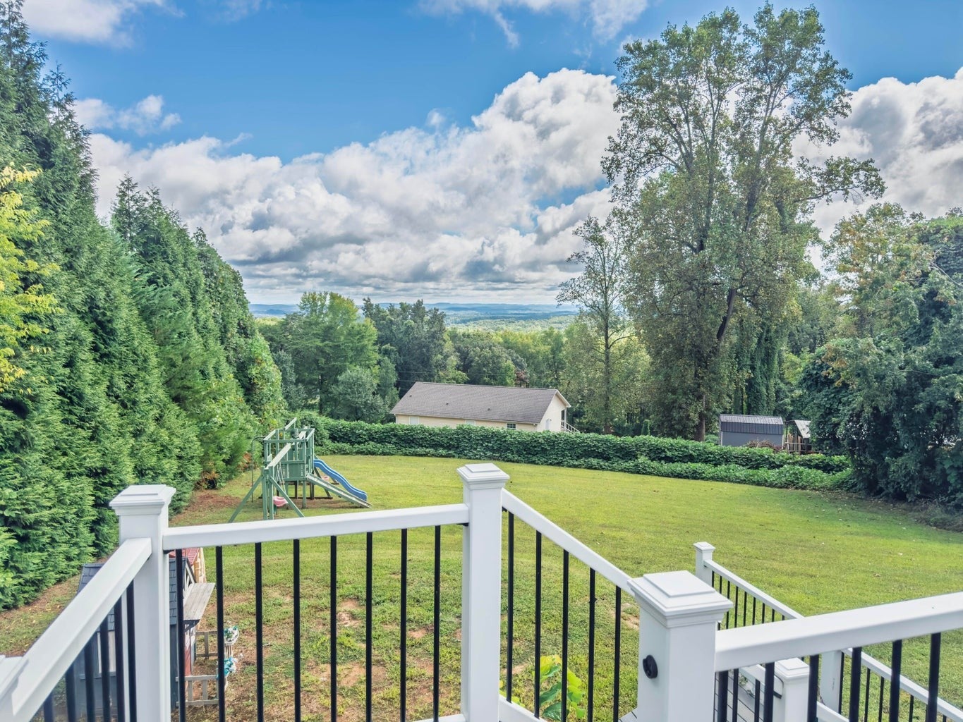 859 Black Oak Estates Rd
