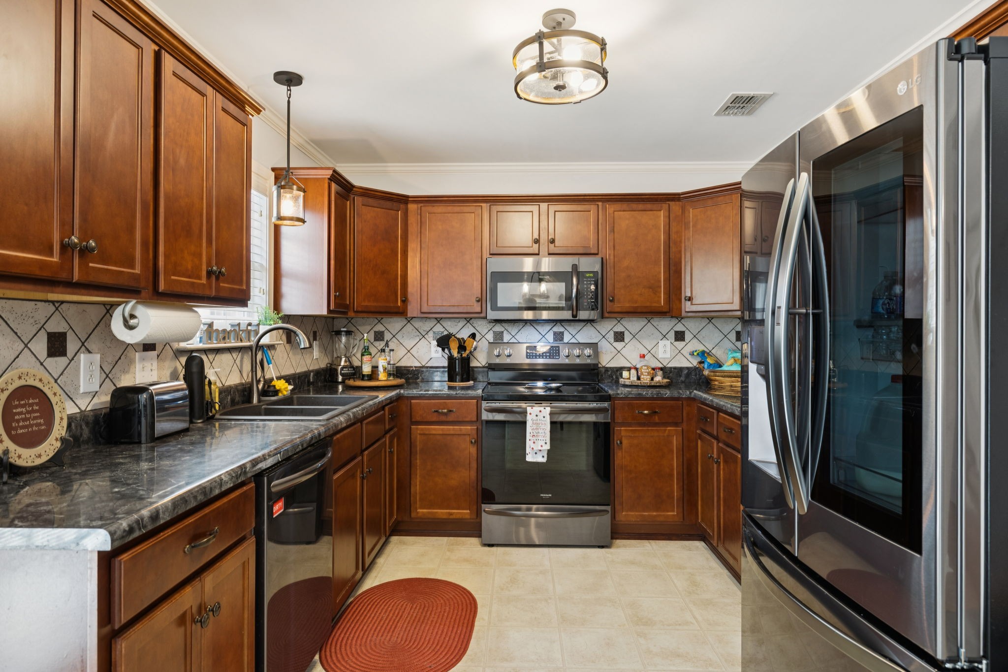 610 Village Green Cir