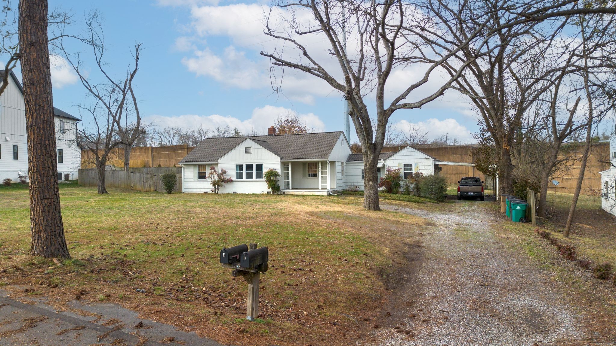 2909 Sharon Hill Cir W A/B