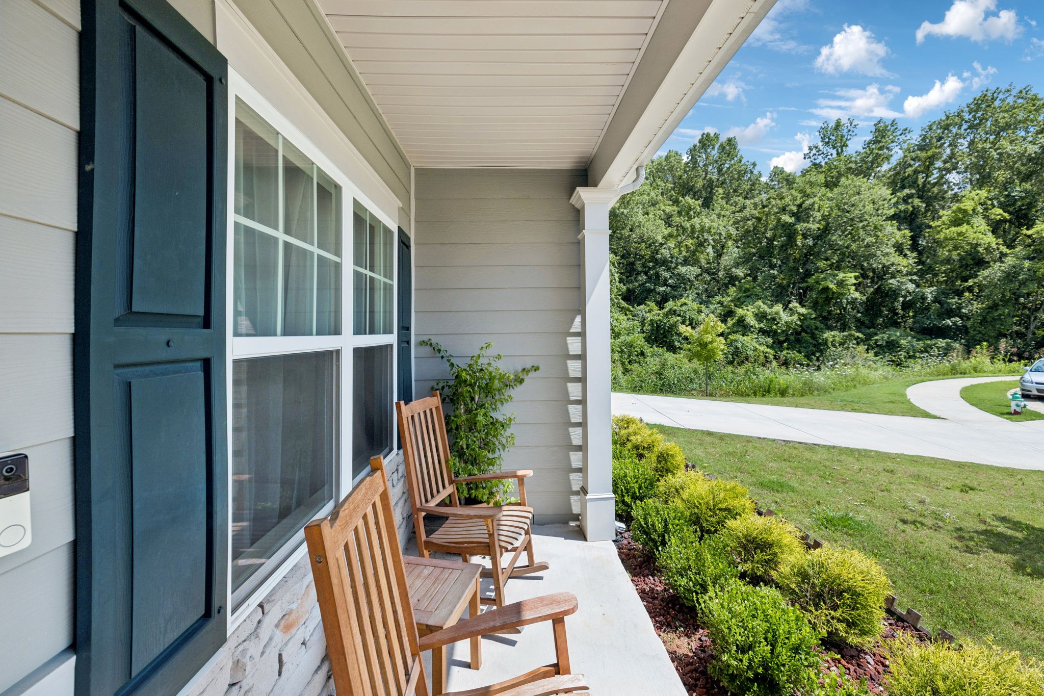 953 Millstream Dr