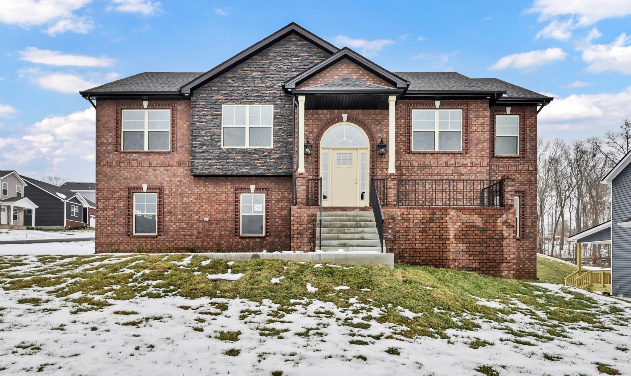 292 Cardinal Creek