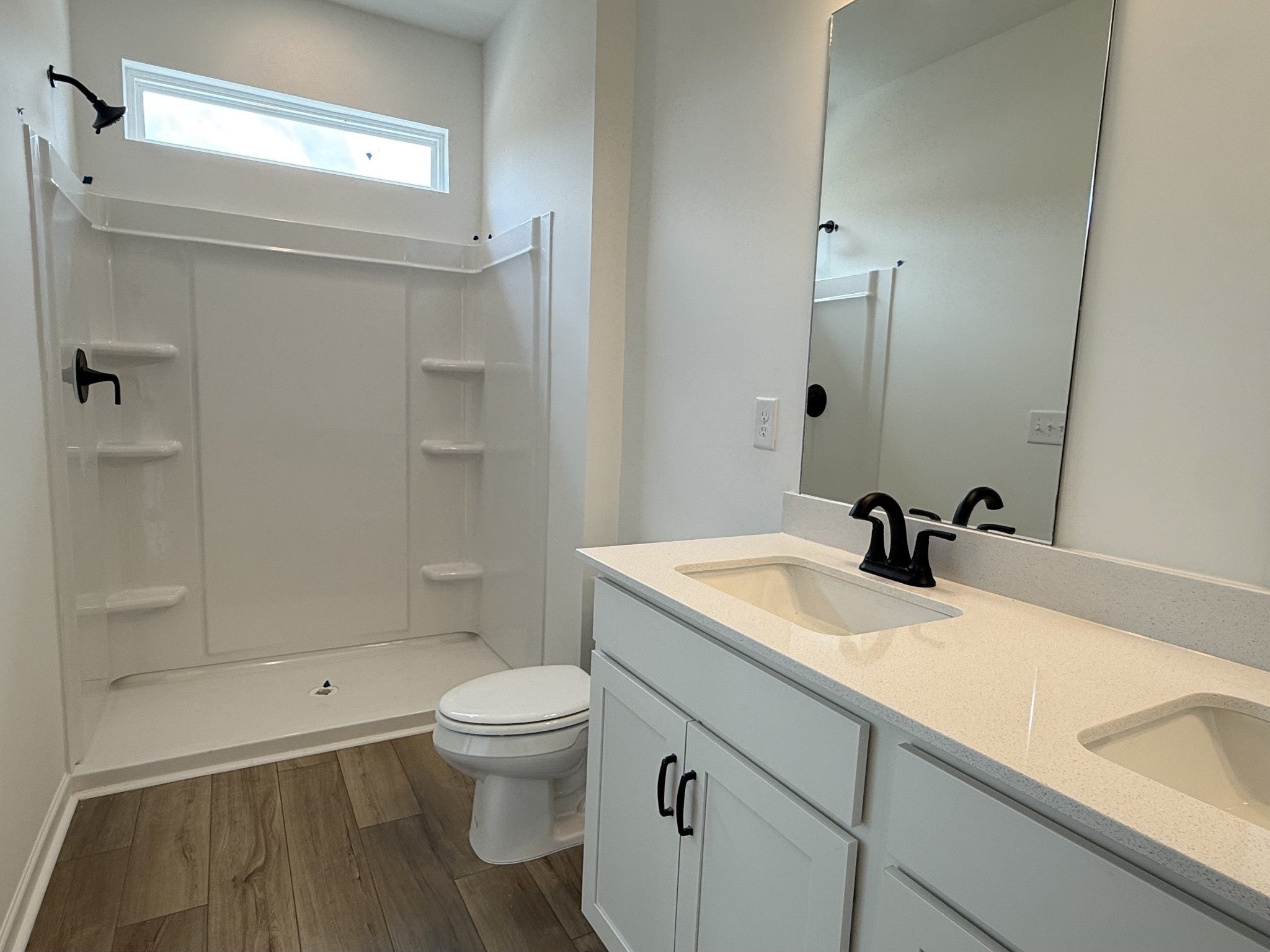 140 Rosebush Ln