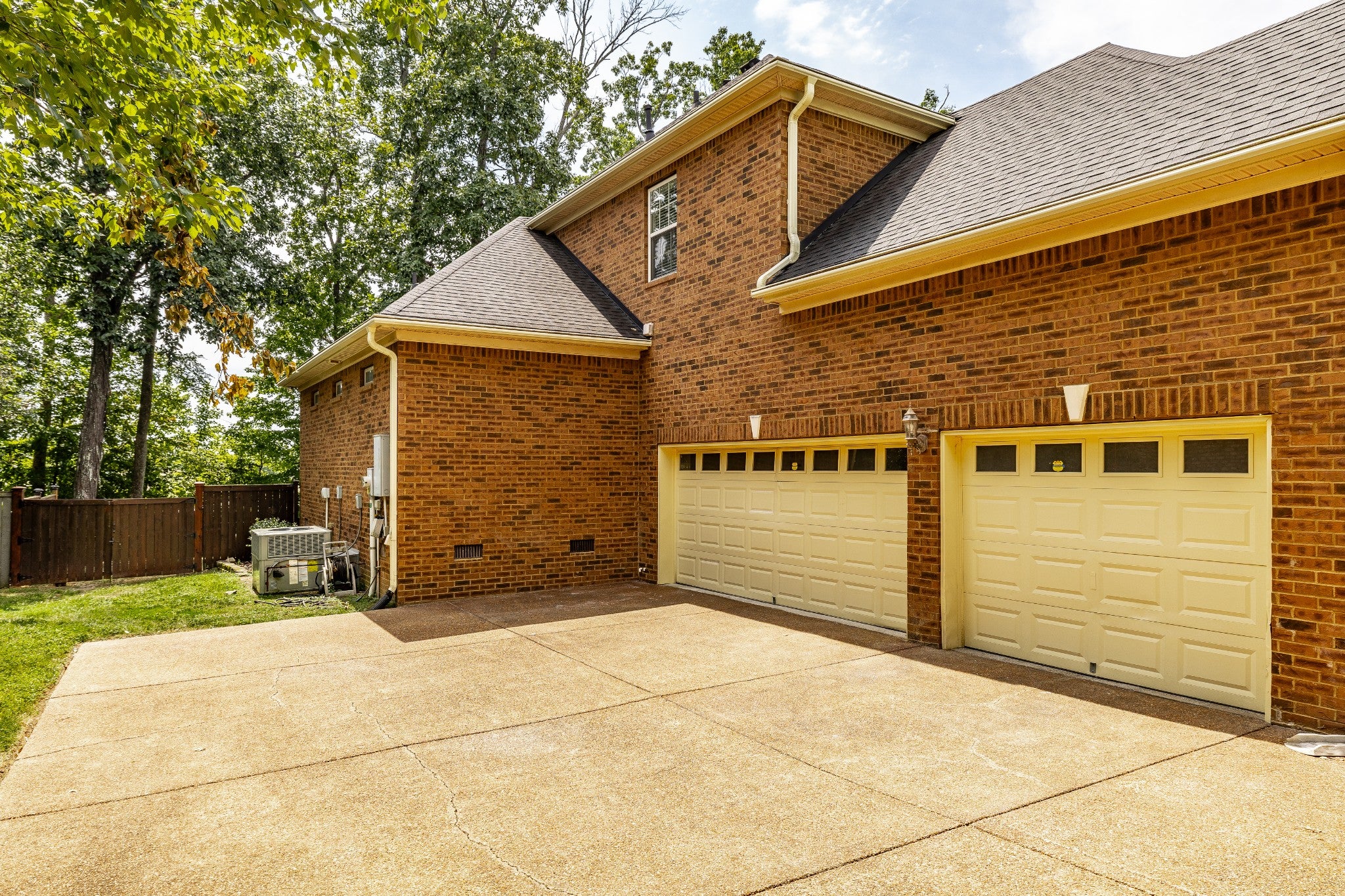 1074 Mansker Farm Blvd