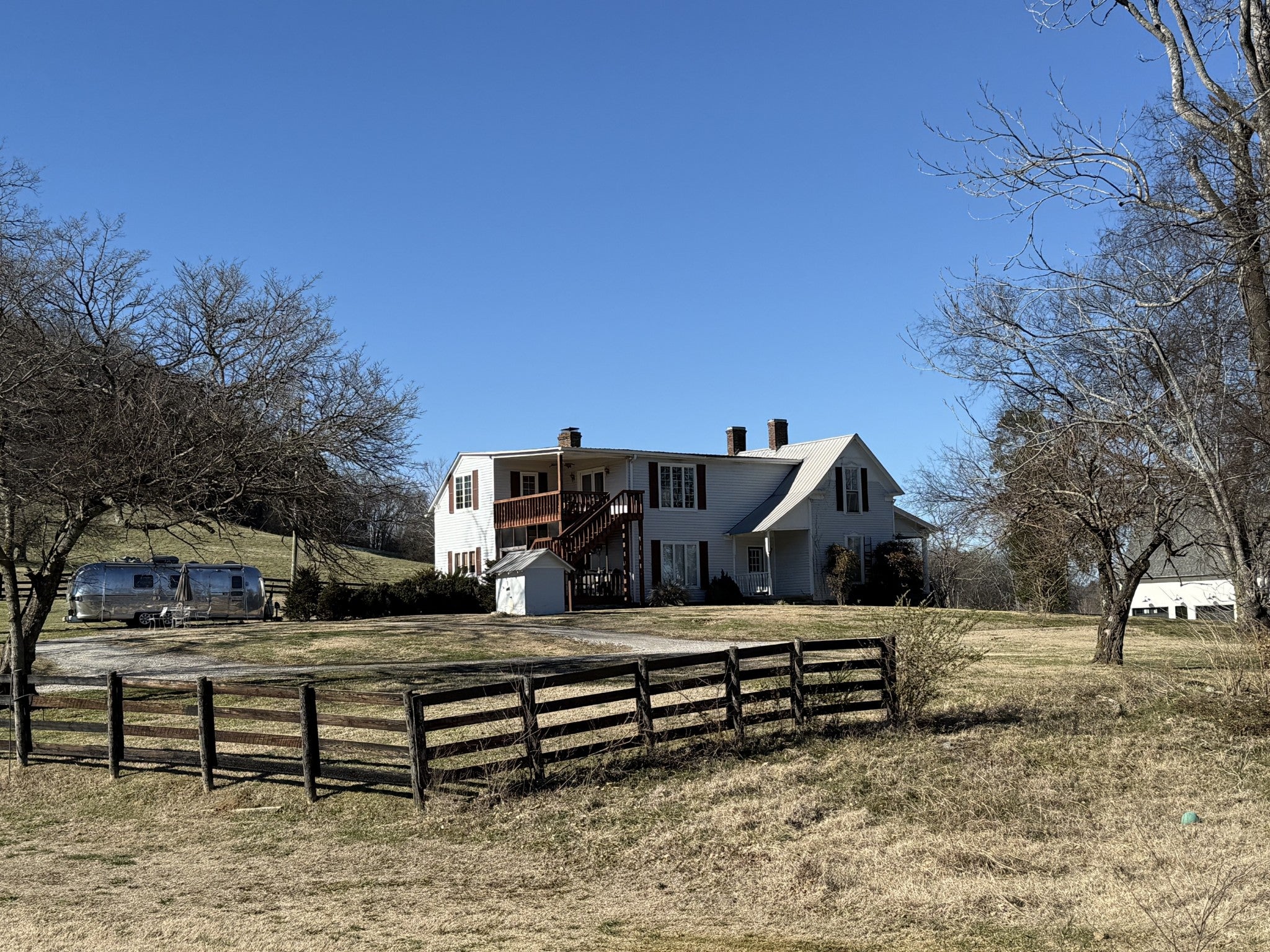 1901 Silver Fox Road