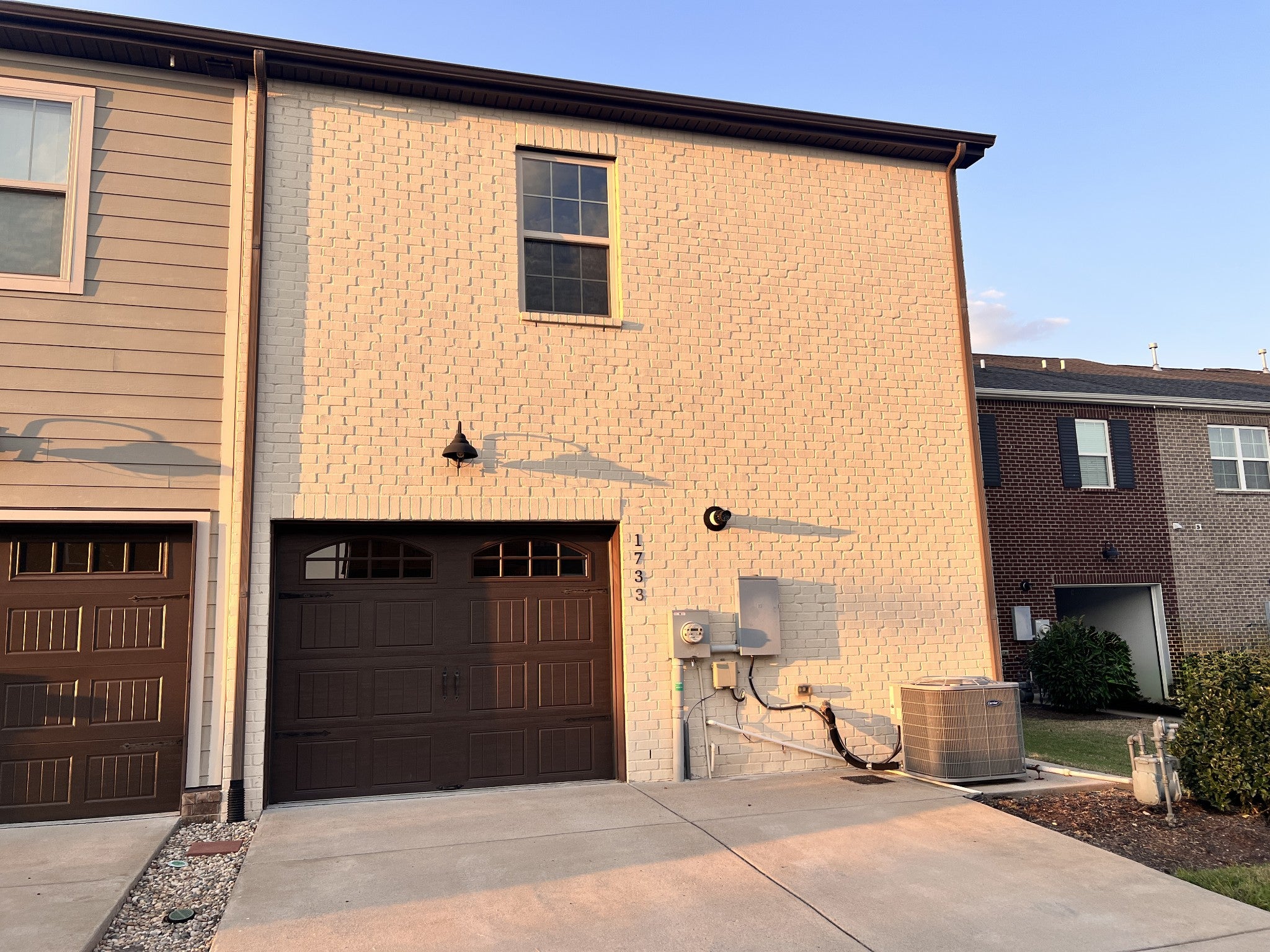 1733 Old Drakes Creek Rd