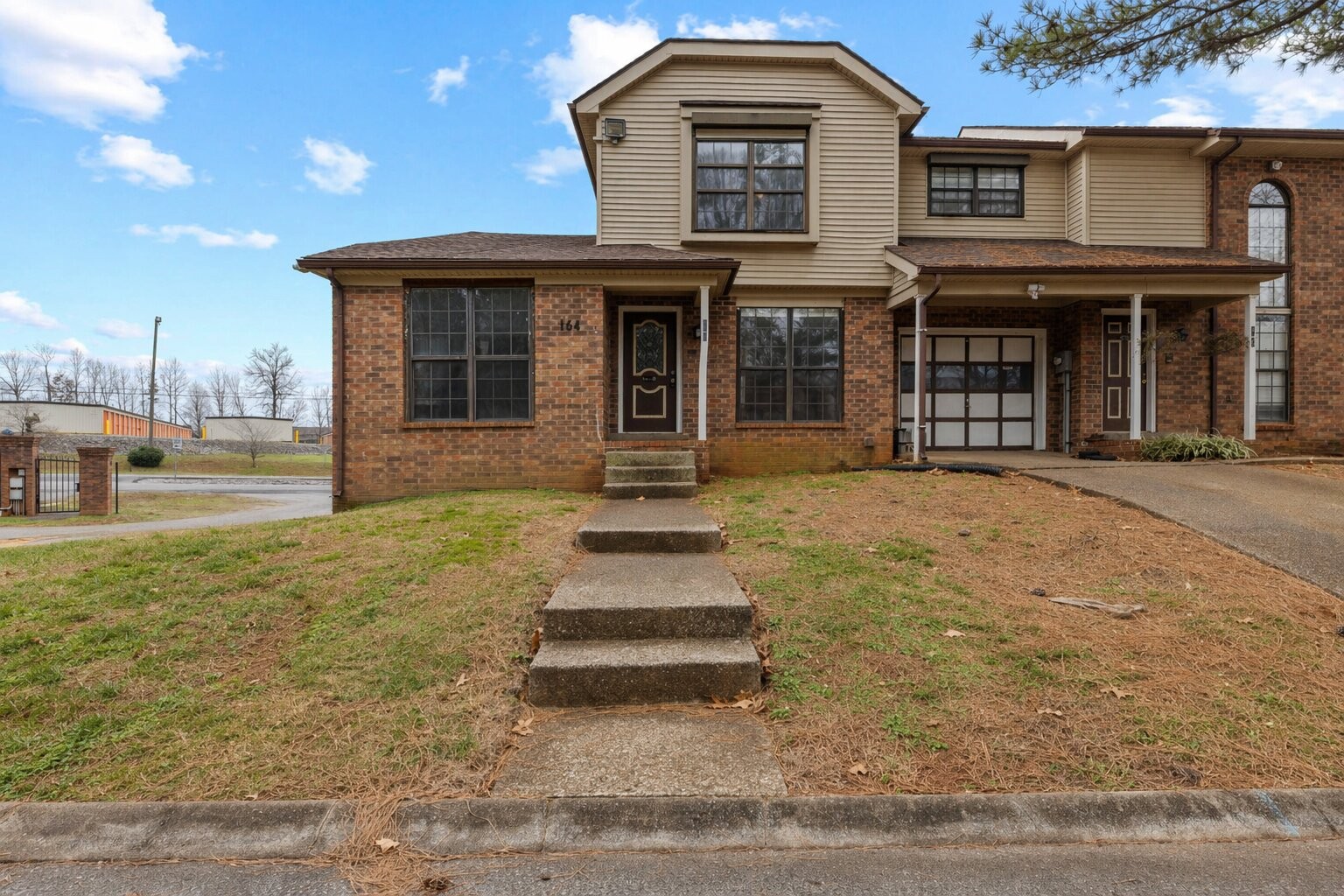 Search Listings 2 162 Condor Ct