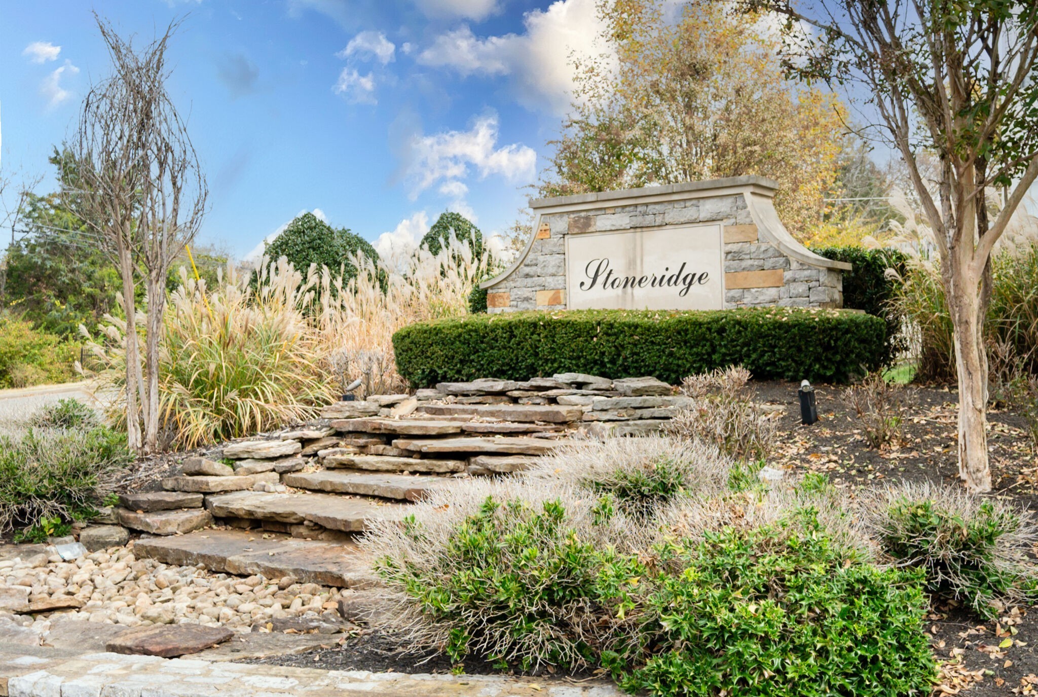 Nashville, Tennessee 37209, United States, 3 Bedrooms Bedrooms, ,3 BathroomsBathrooms,Residential,Pending,122854