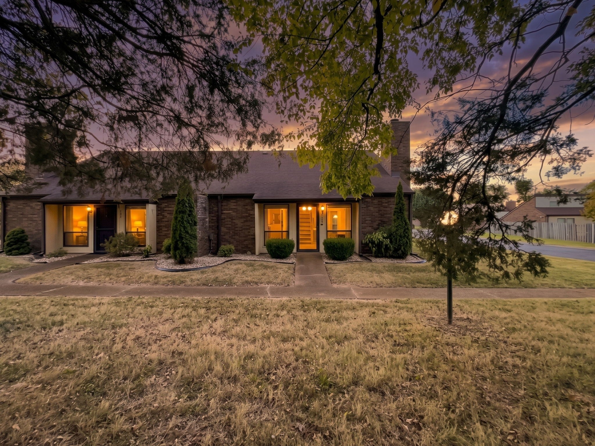 100 Castlewood Ln