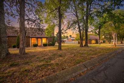 100 Castlewood Ln Lebanon TN 37087