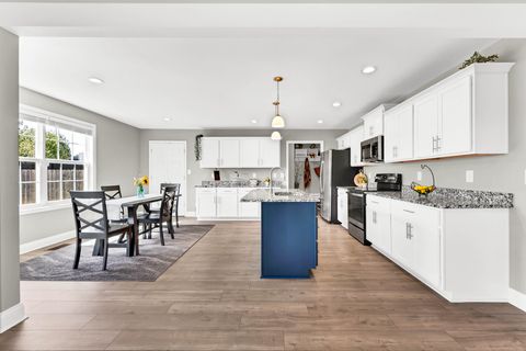 722 Banister Dr Clarksville TN 37042