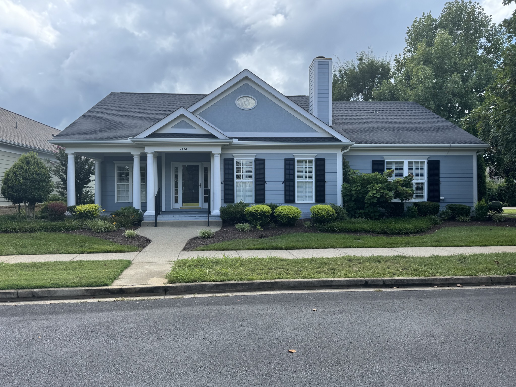 1414 Charleston Blvd