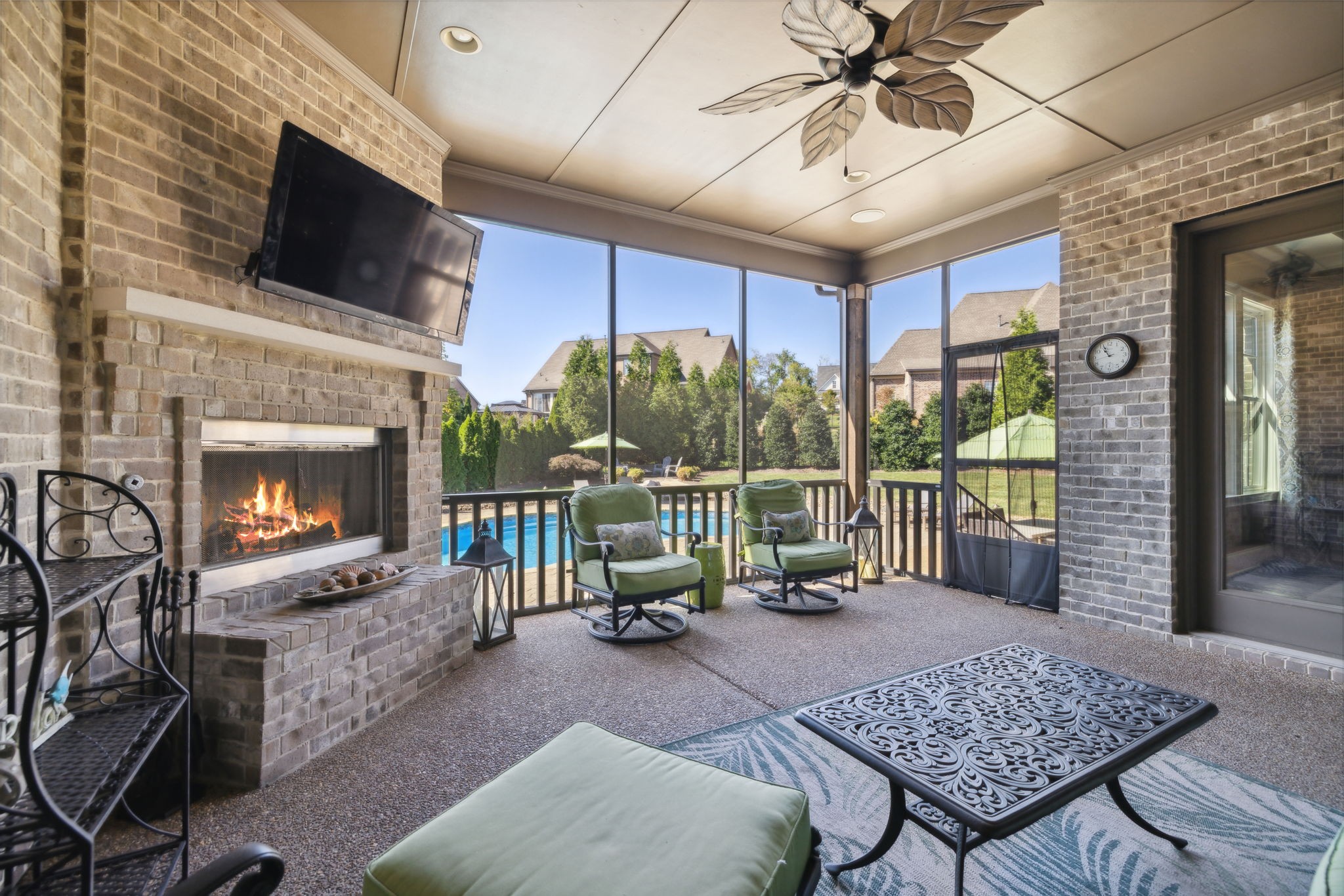 1841 Tiverton Pl