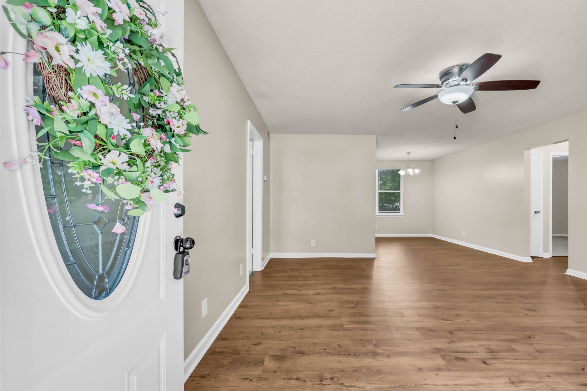 542 Roselawn Dr