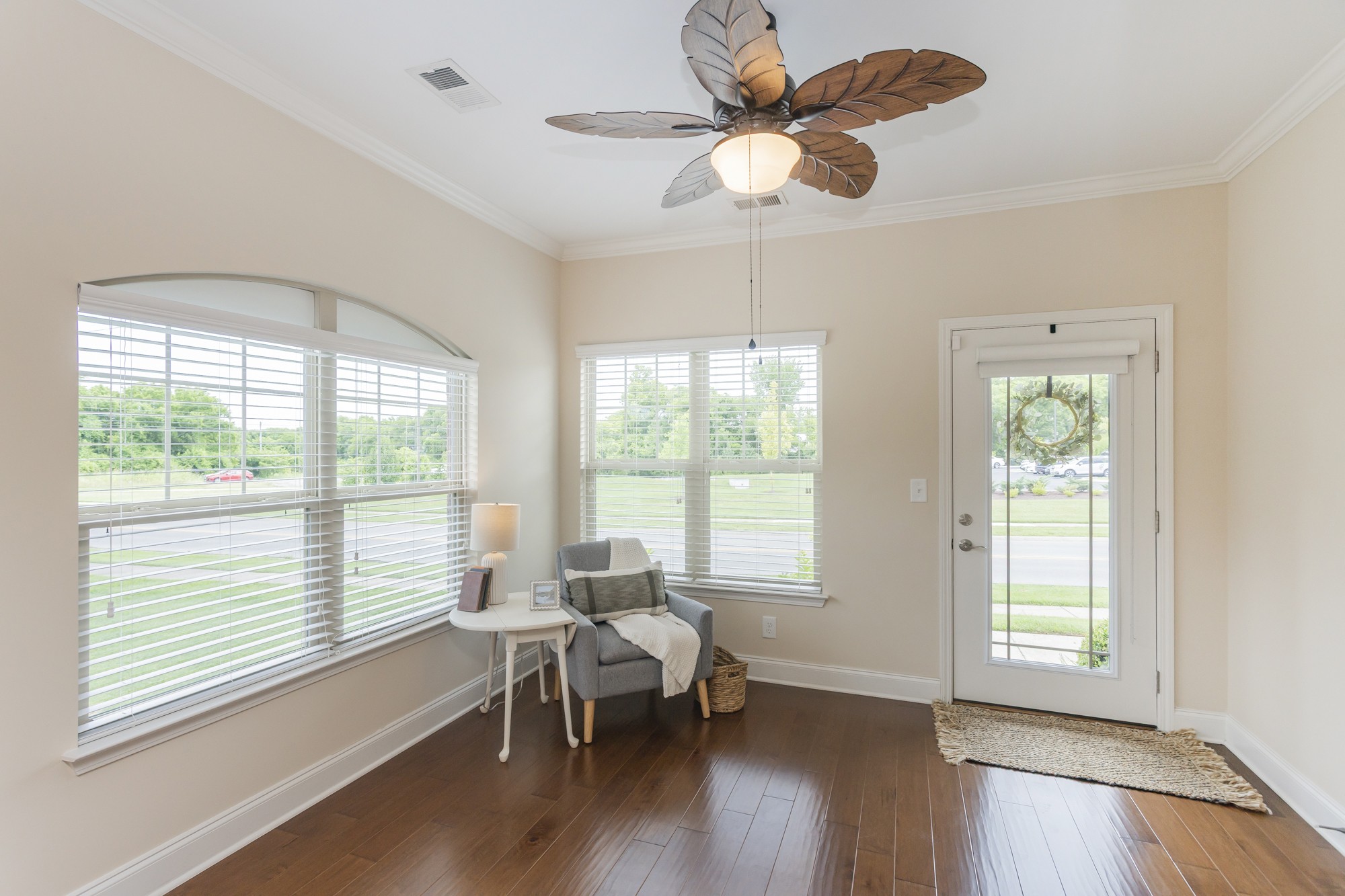 300 Thesing Ct