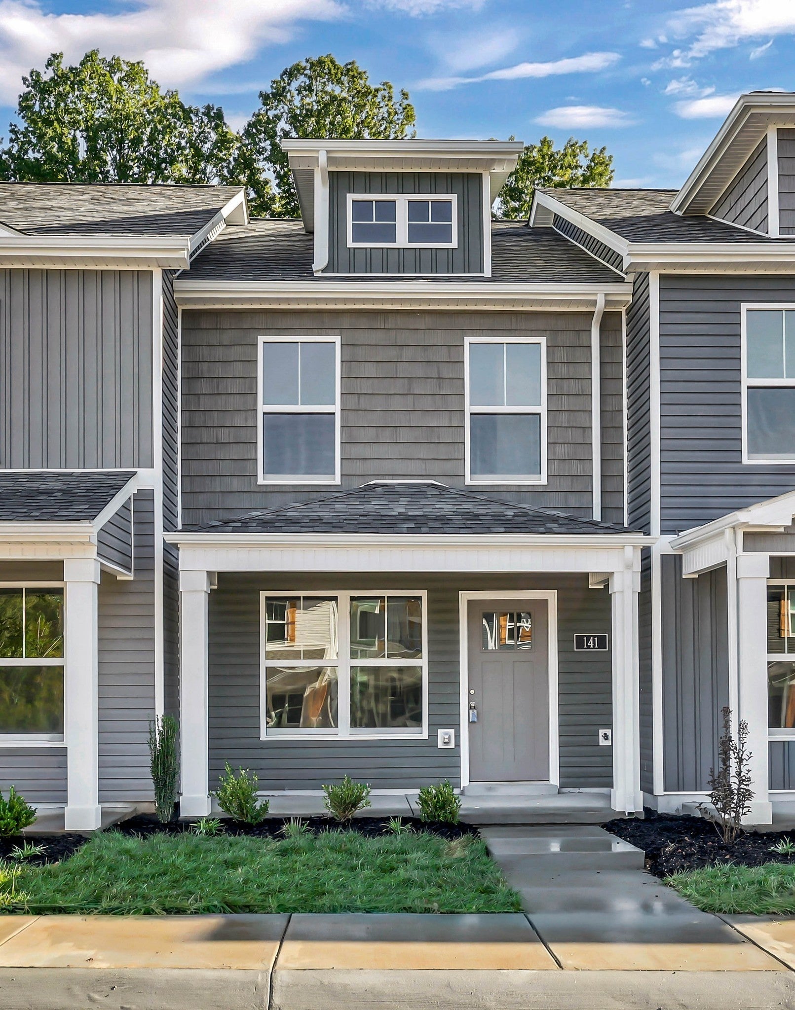 141 Quarry Point Dr