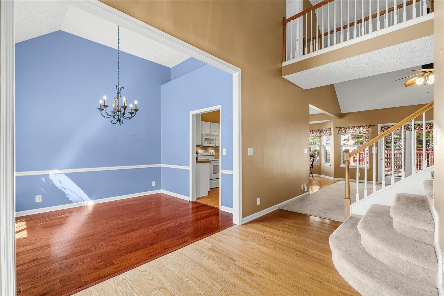 453 Essex Park Cir