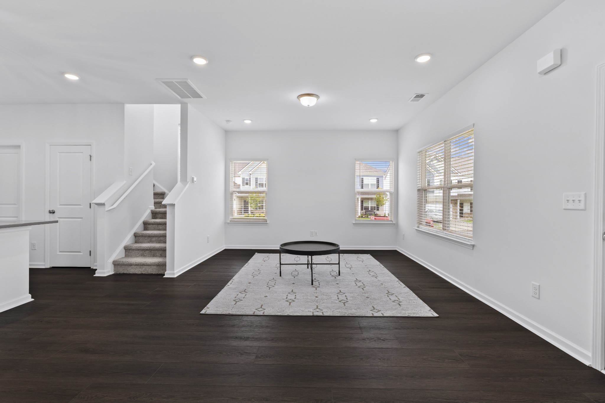 350 Canonbury Dr