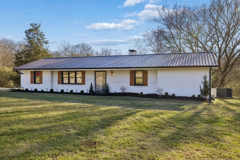 406 Bear Creek Pike Columbia TN 38401