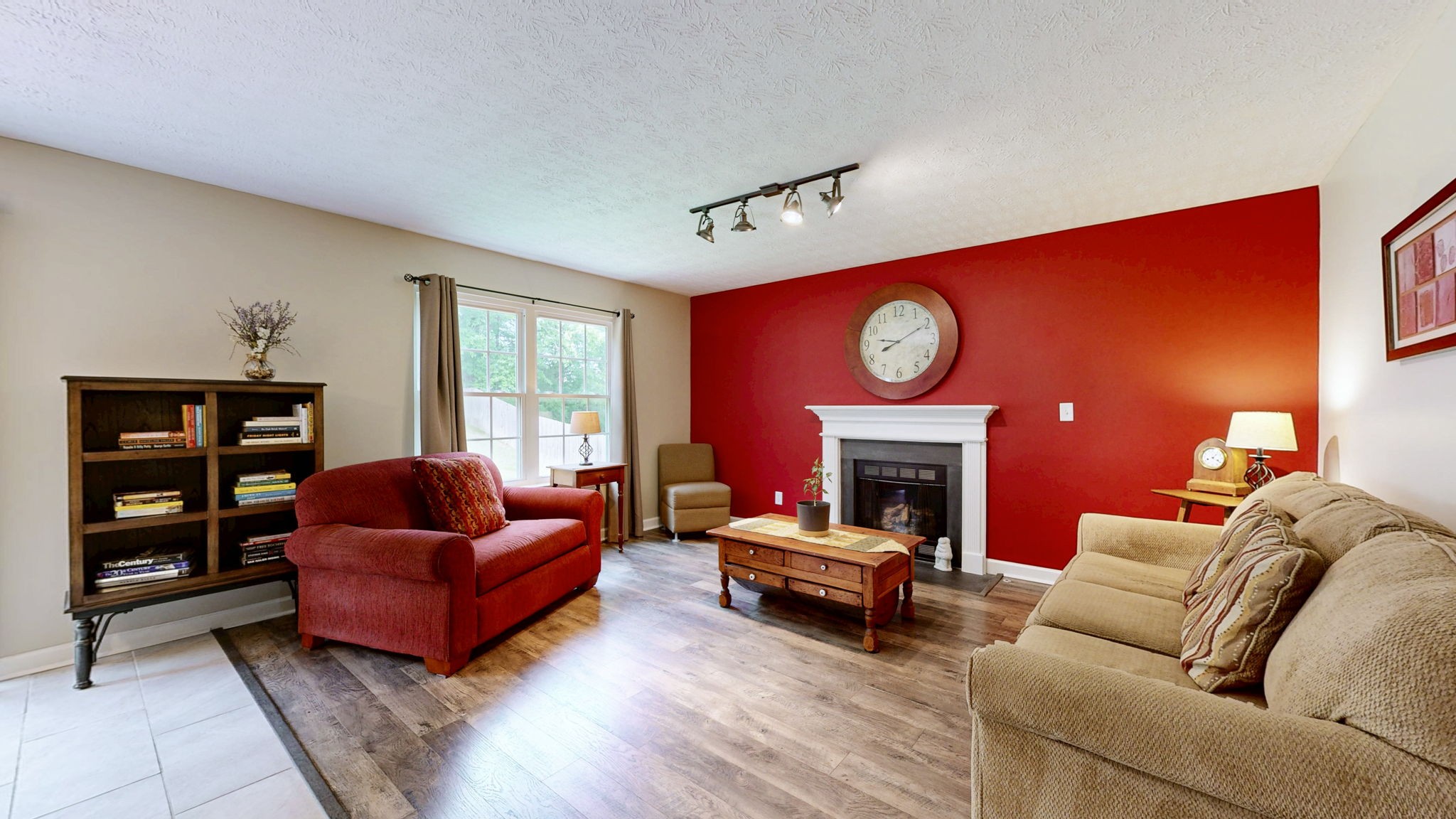 6007 Crestview Ct