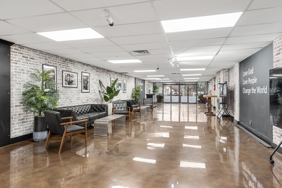 310 Coles Ferry Pike