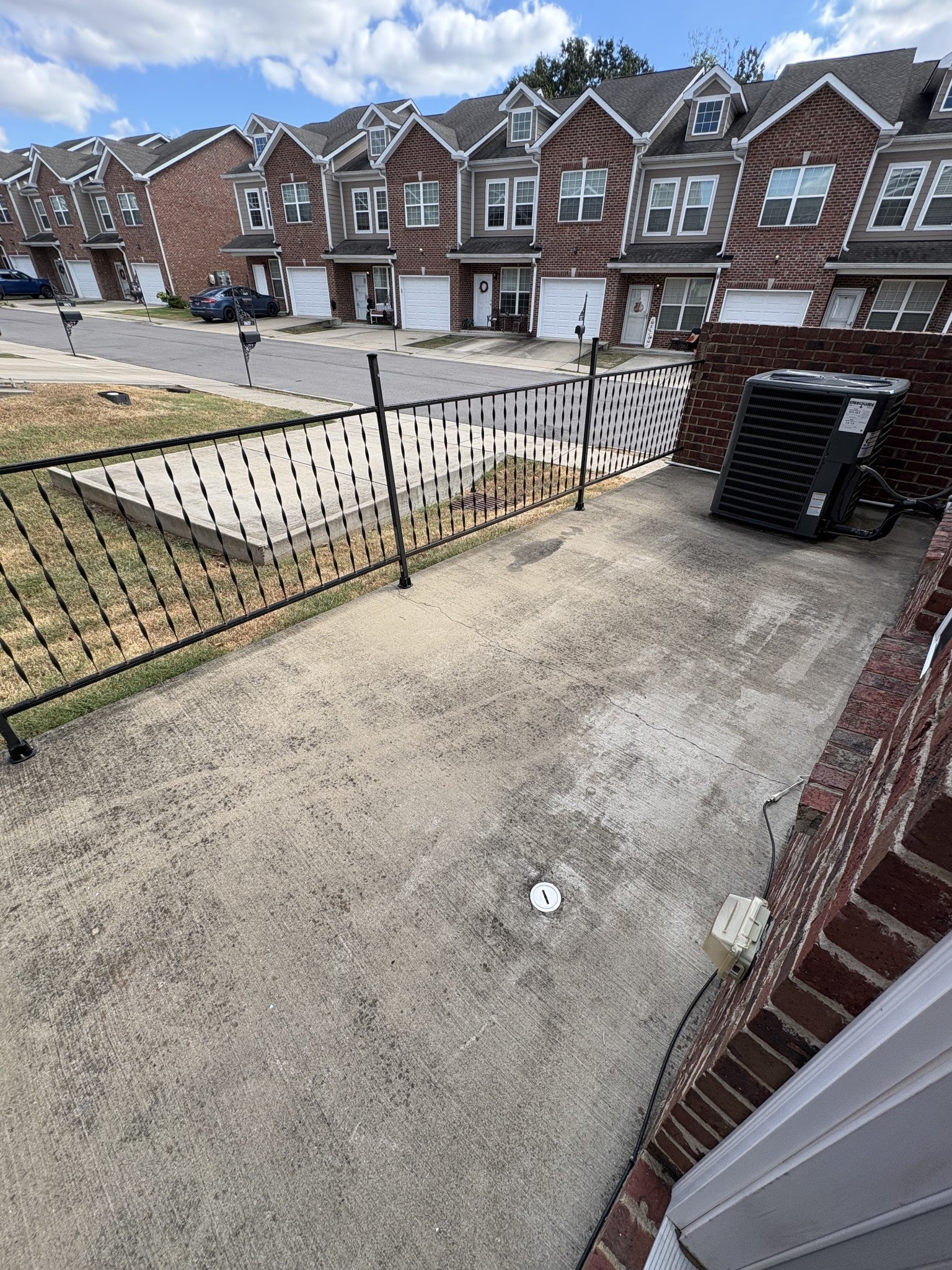 1305 Villa Cir