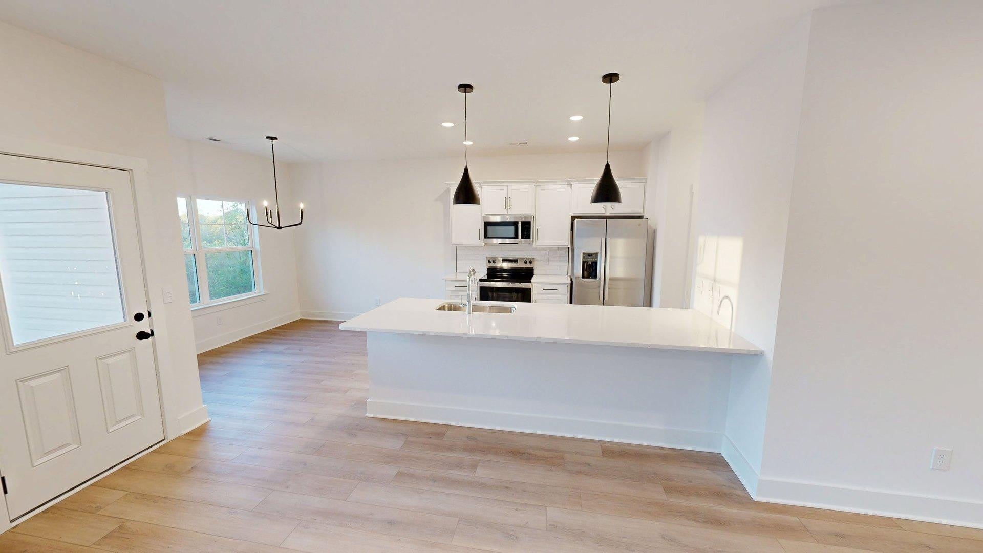 1214 Euclid Dr