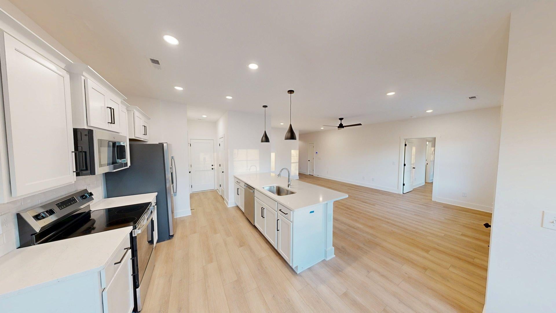 1214 Euclid Dr