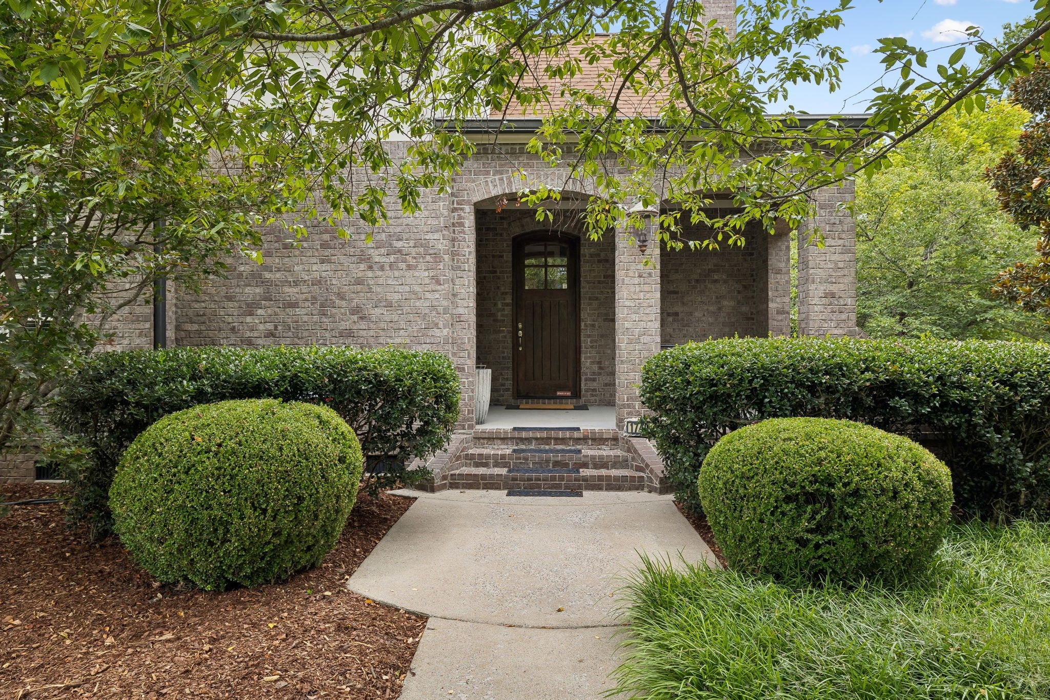 1749 Glen Echo Rd