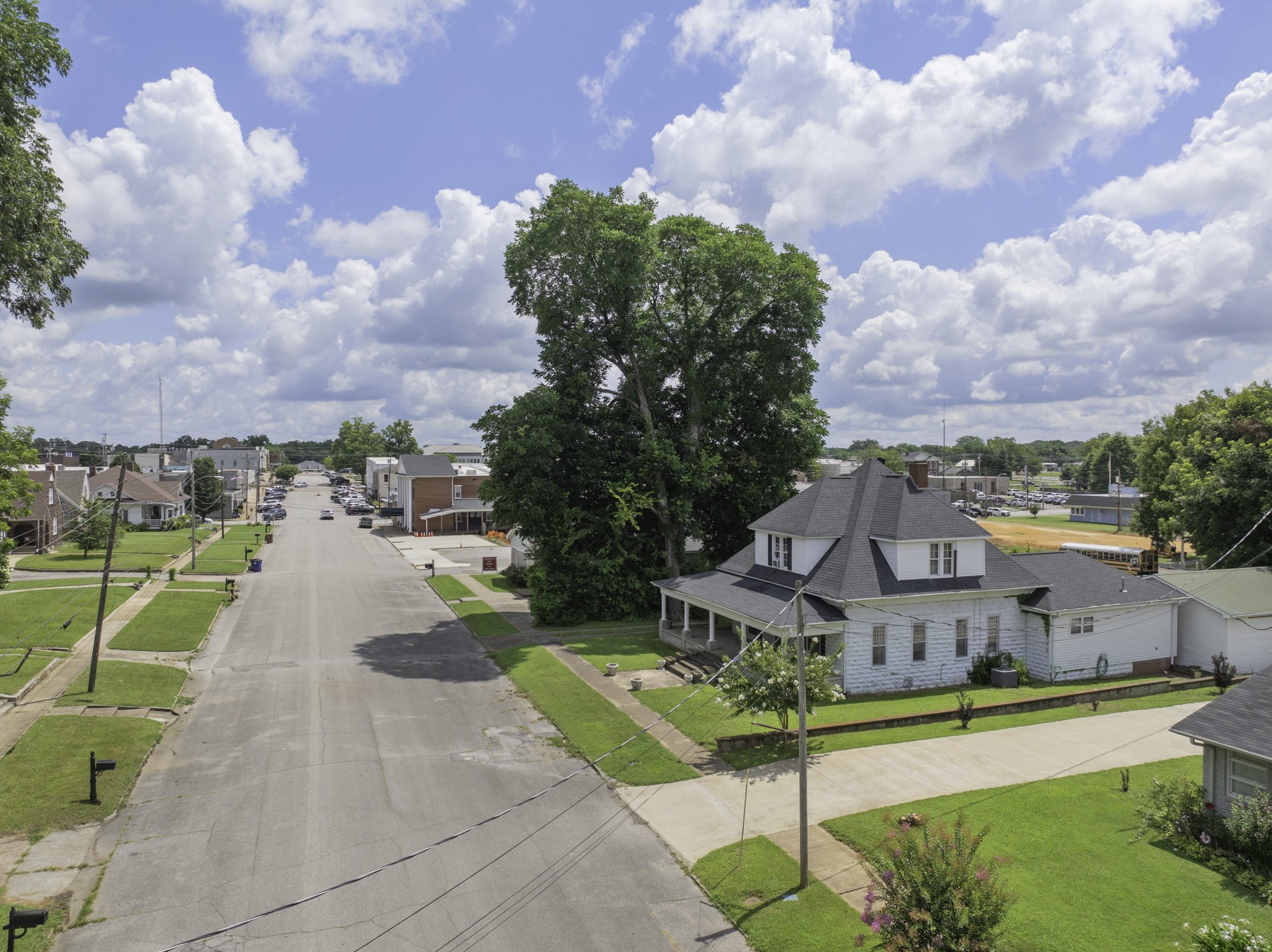 107 Monroe Ave
