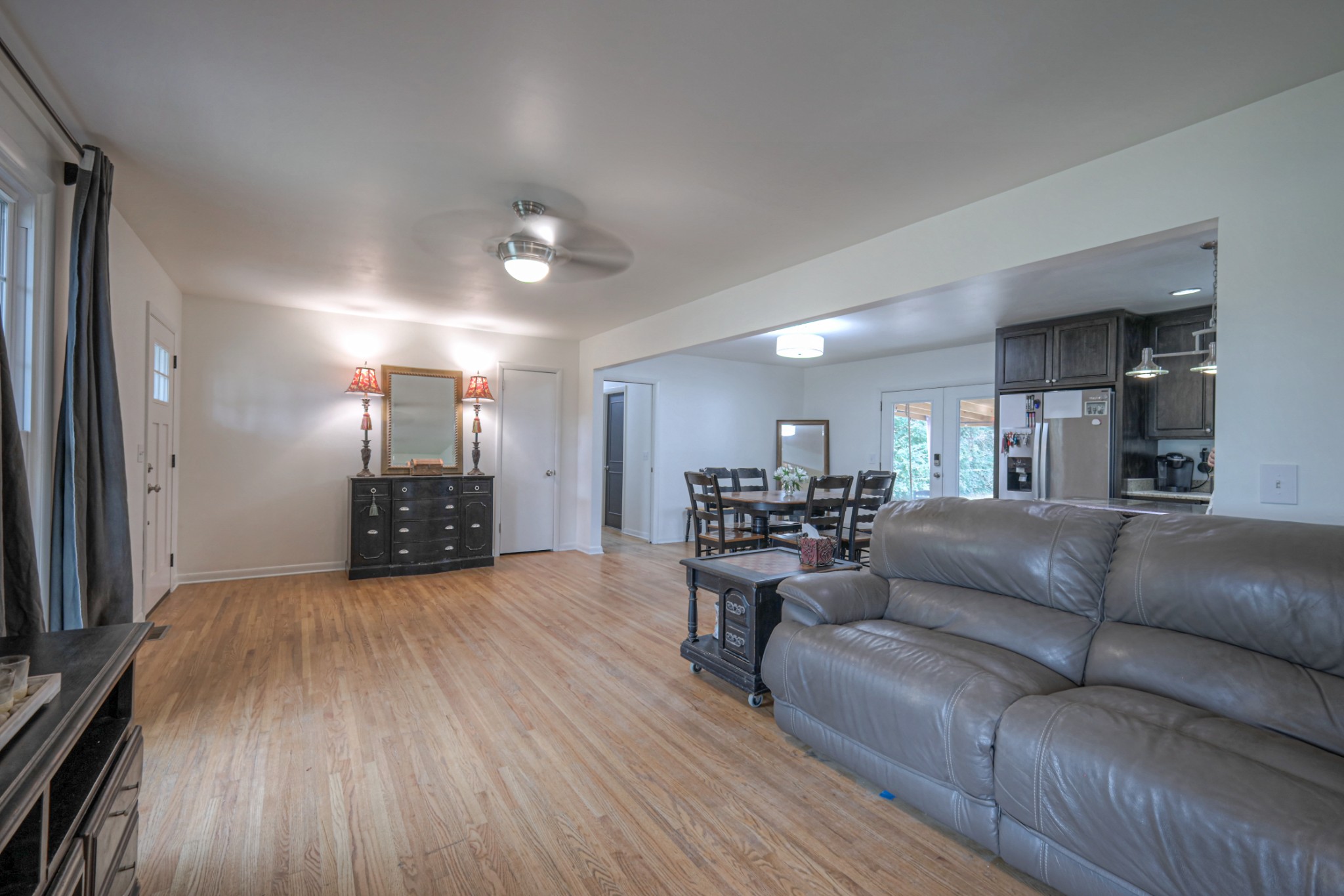 725 Harpeth Pkwy W