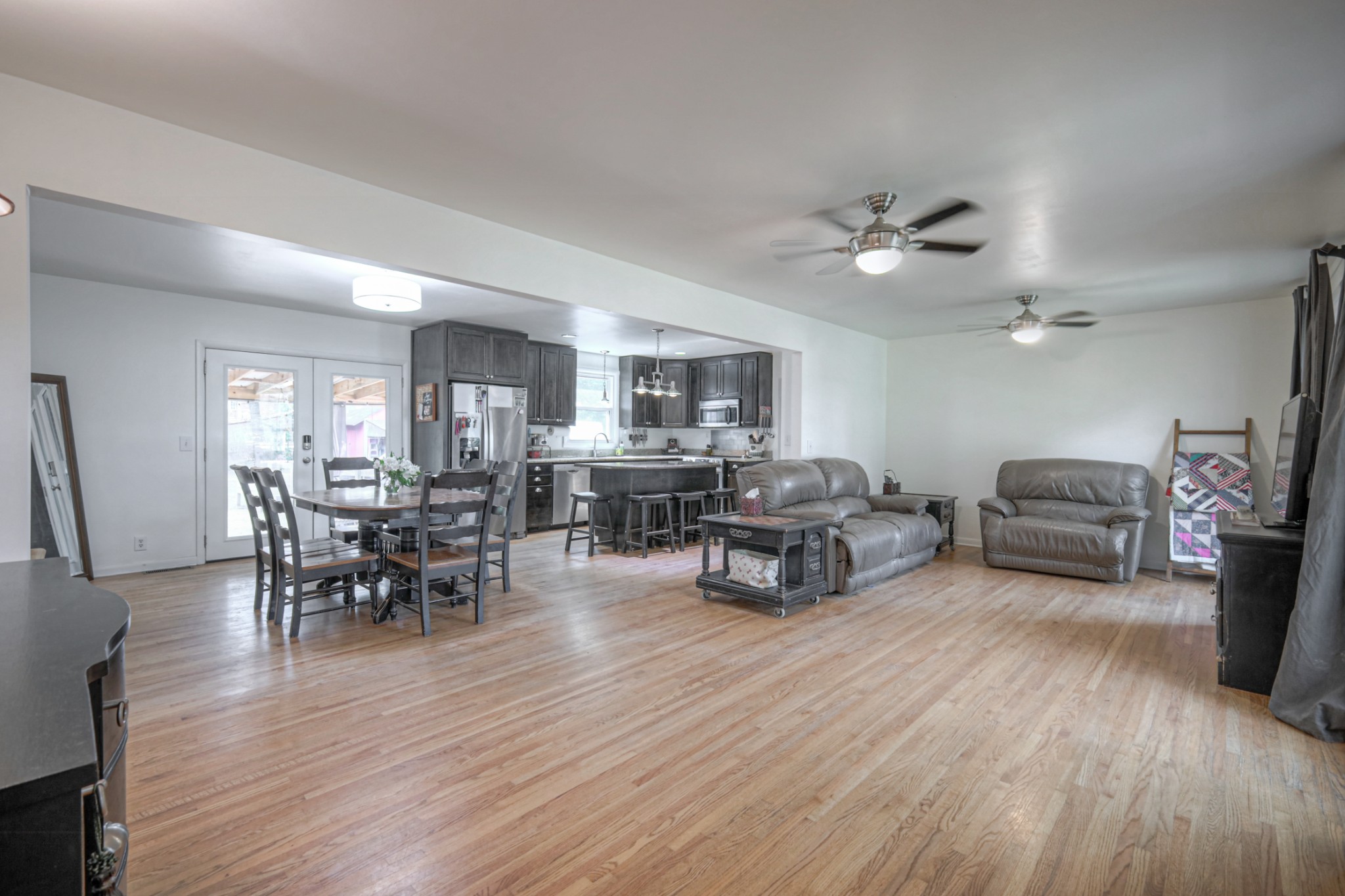 725 Harpeth Pkwy W