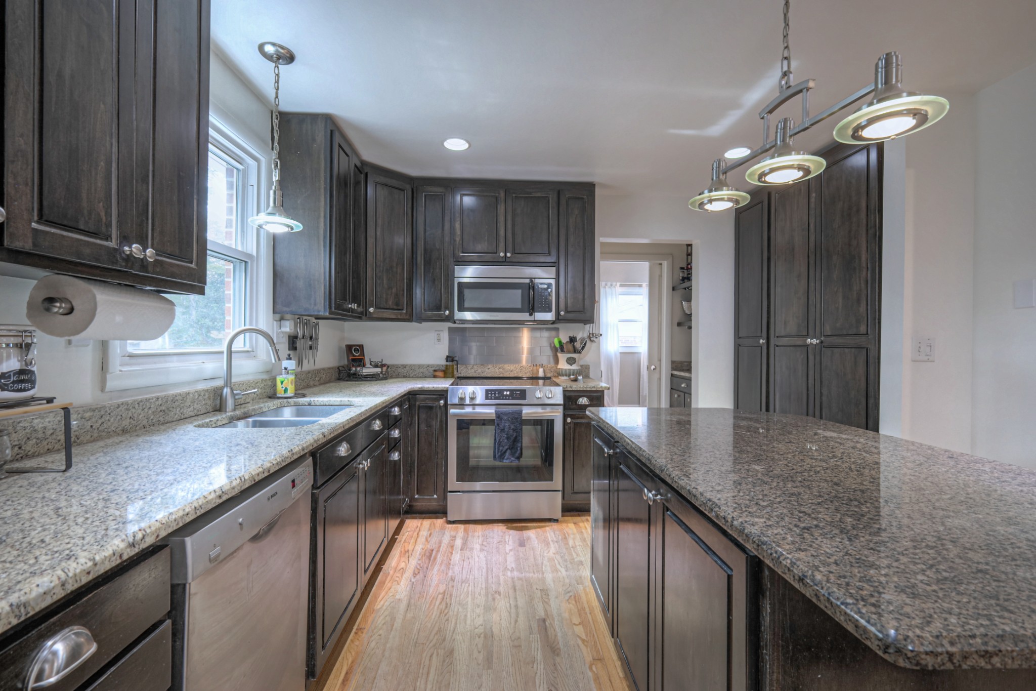 725 Harpeth Pkwy W