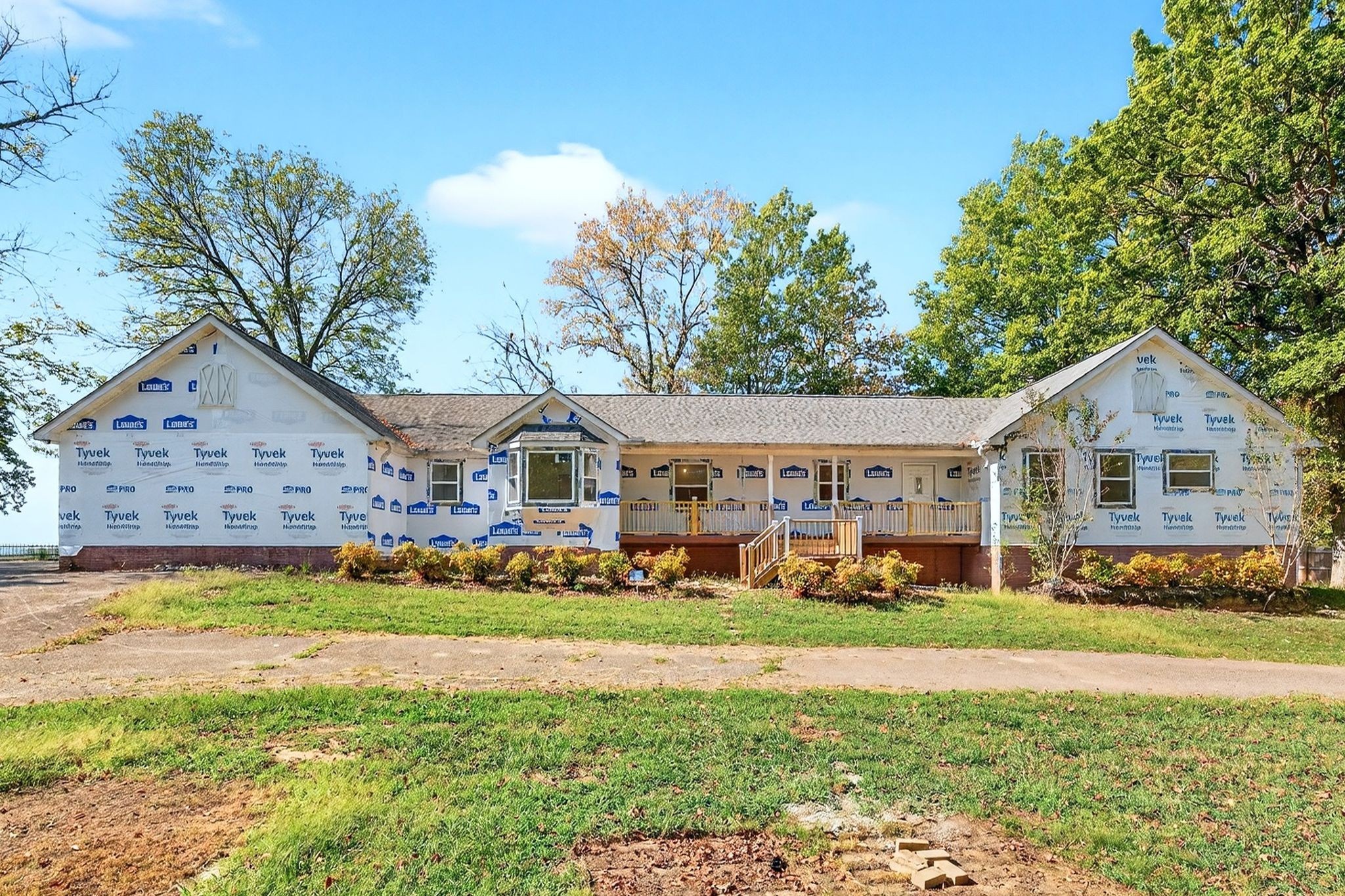 1295 Covenant Cove Ln