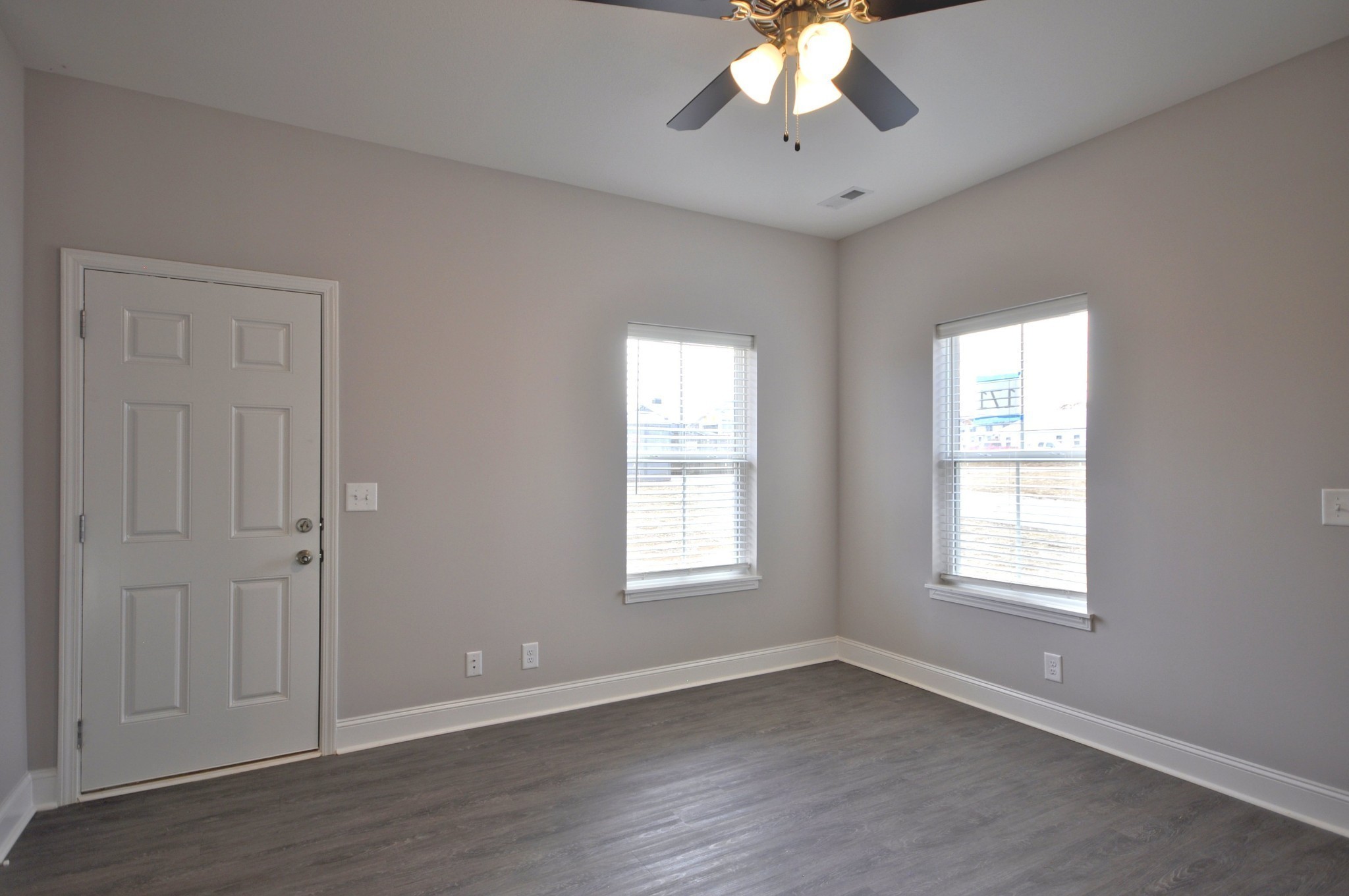 172 BAINBRIDGE DRIVE A