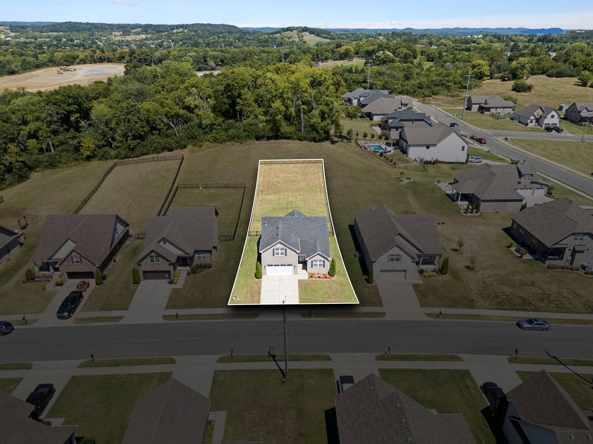 214 Hutch Ct