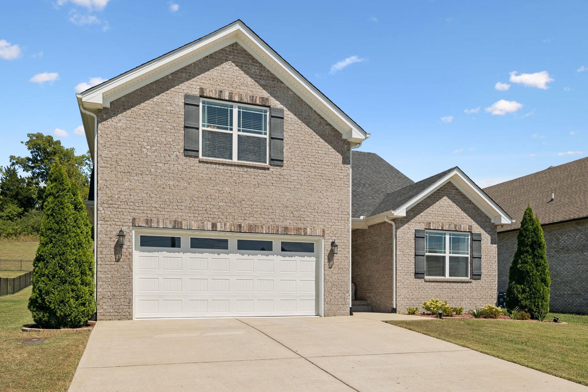214 Hutch Ct
