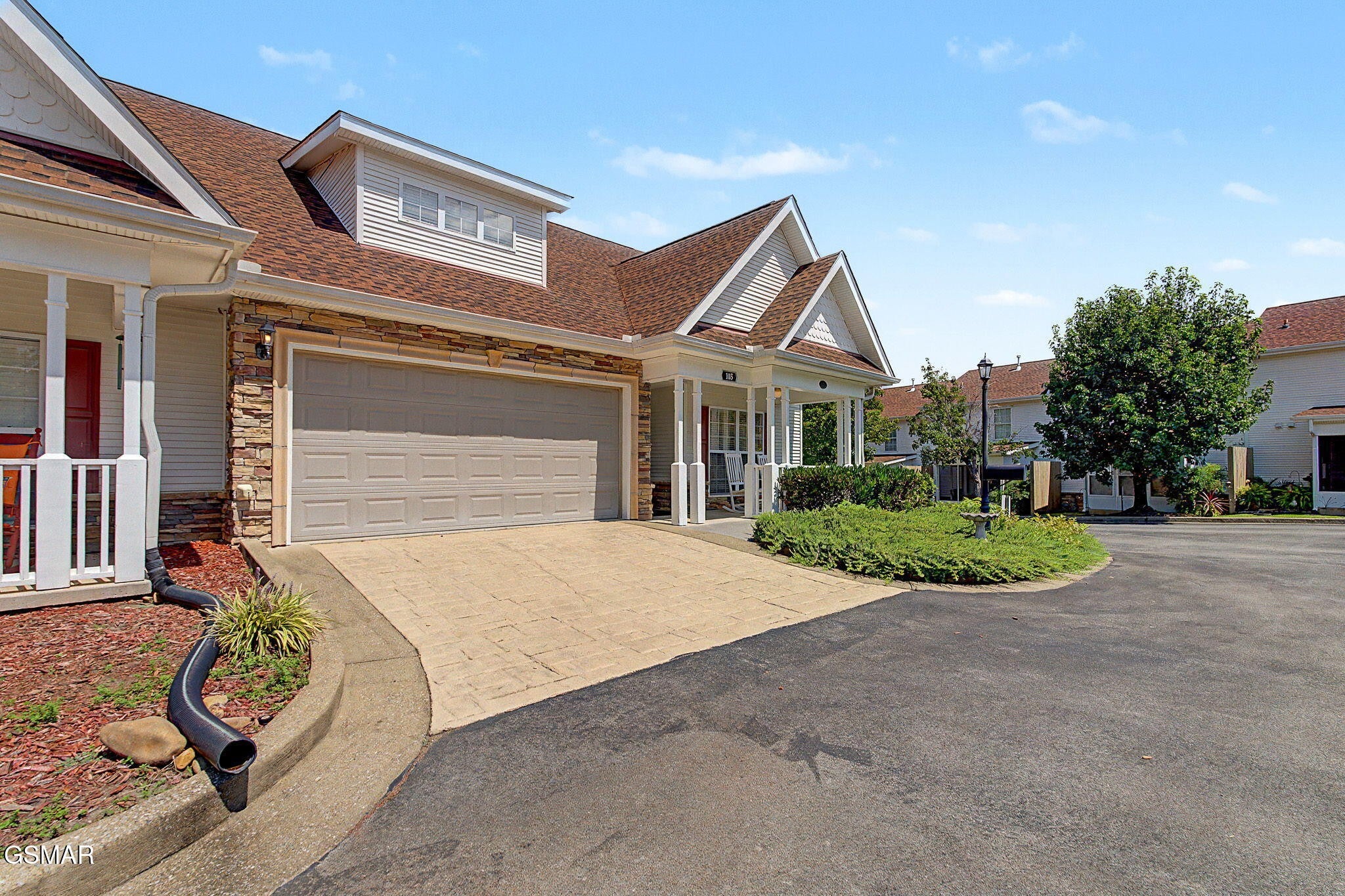 503 Apple View Way 105