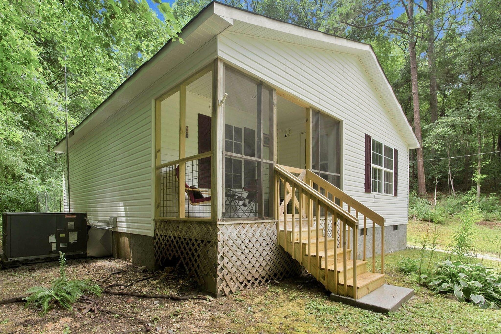 220 Hicks Circle