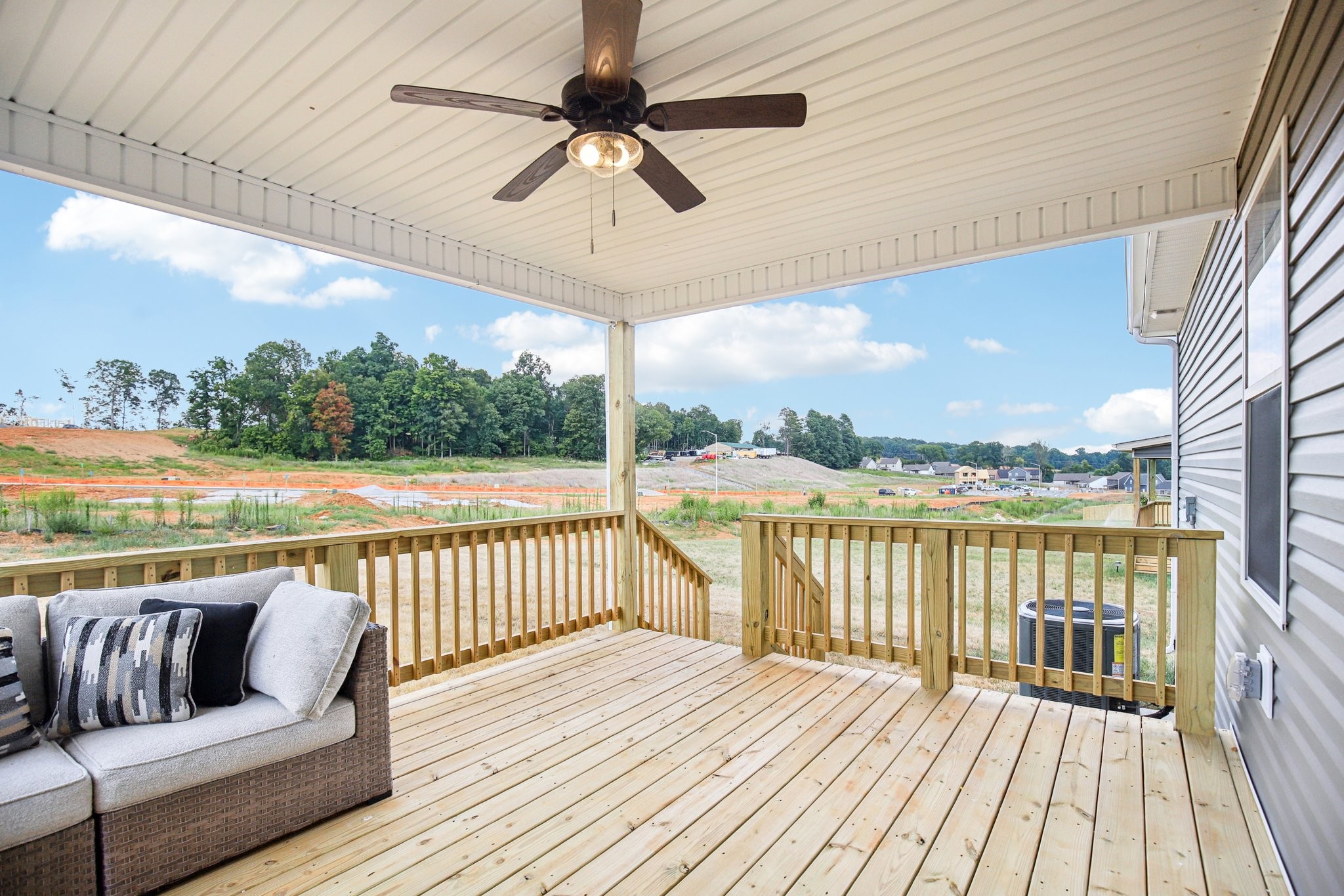 Clarksville, Tennessee 37040, United States, 3 Bedrooms Bedrooms, ,2 BathroomsBathrooms,Residential,Active,108525