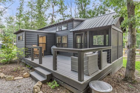 MLS: 2798054