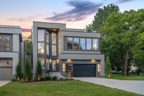 2046 Castleman Dr Nashville TN 37215