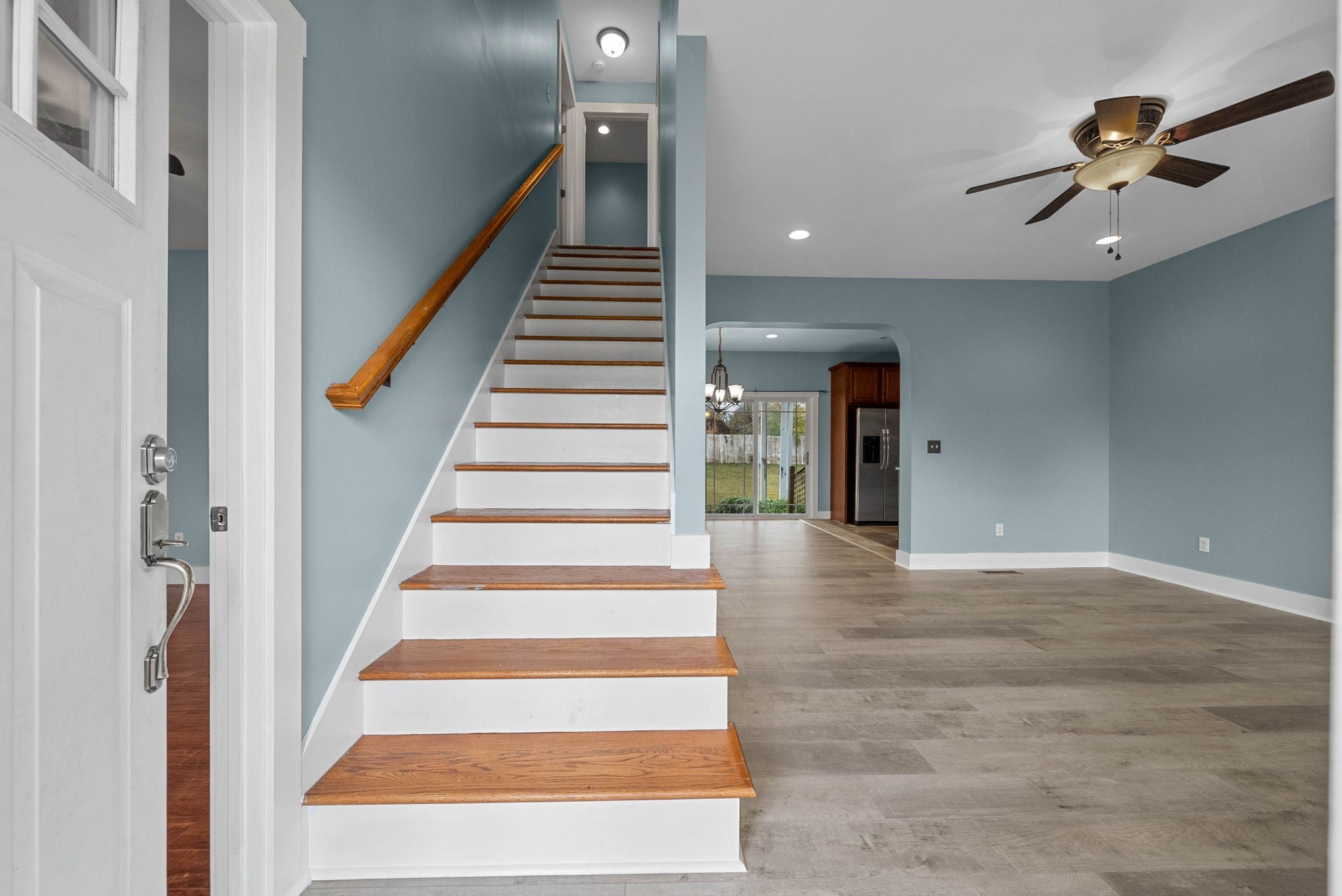 284 Meadowbrook Dr