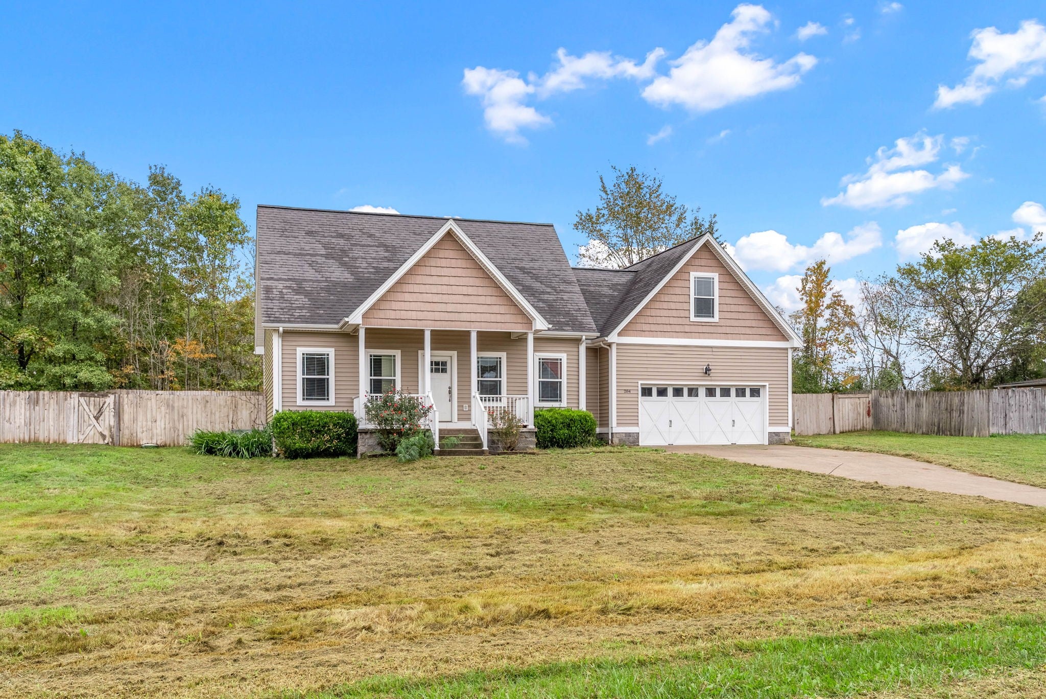 284 Meadowbrook Dr