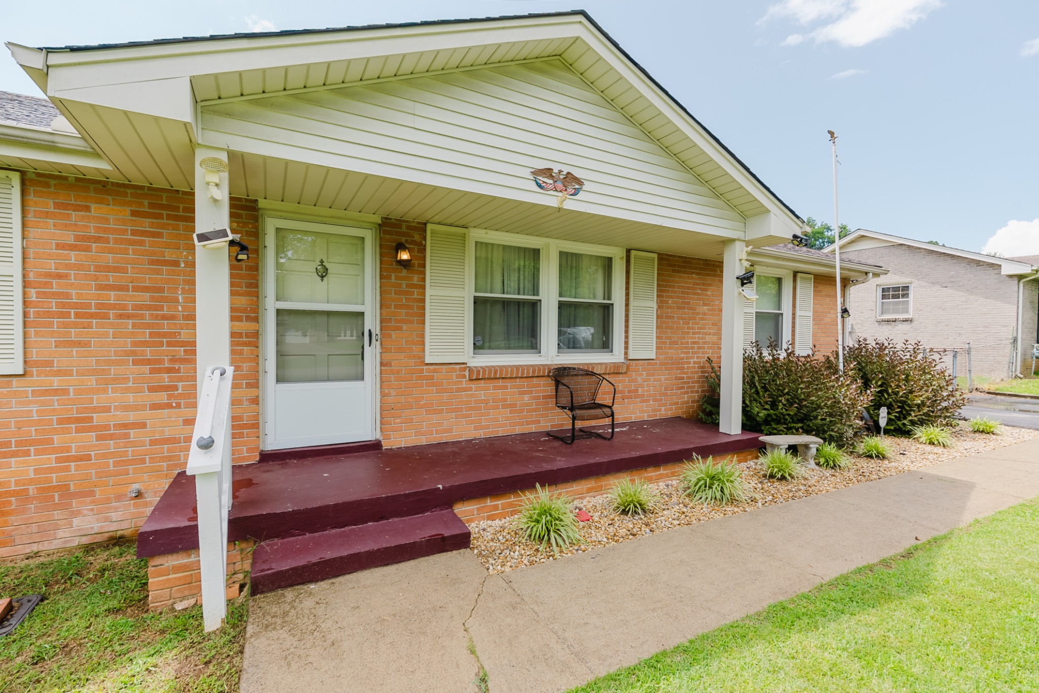 908 Hazelwood Dr