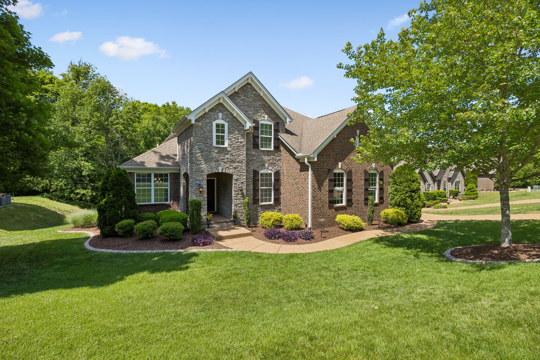 1169 Pin Oak Ln