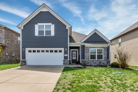 2424 Hollis Dr Murfreesboro TN 37127