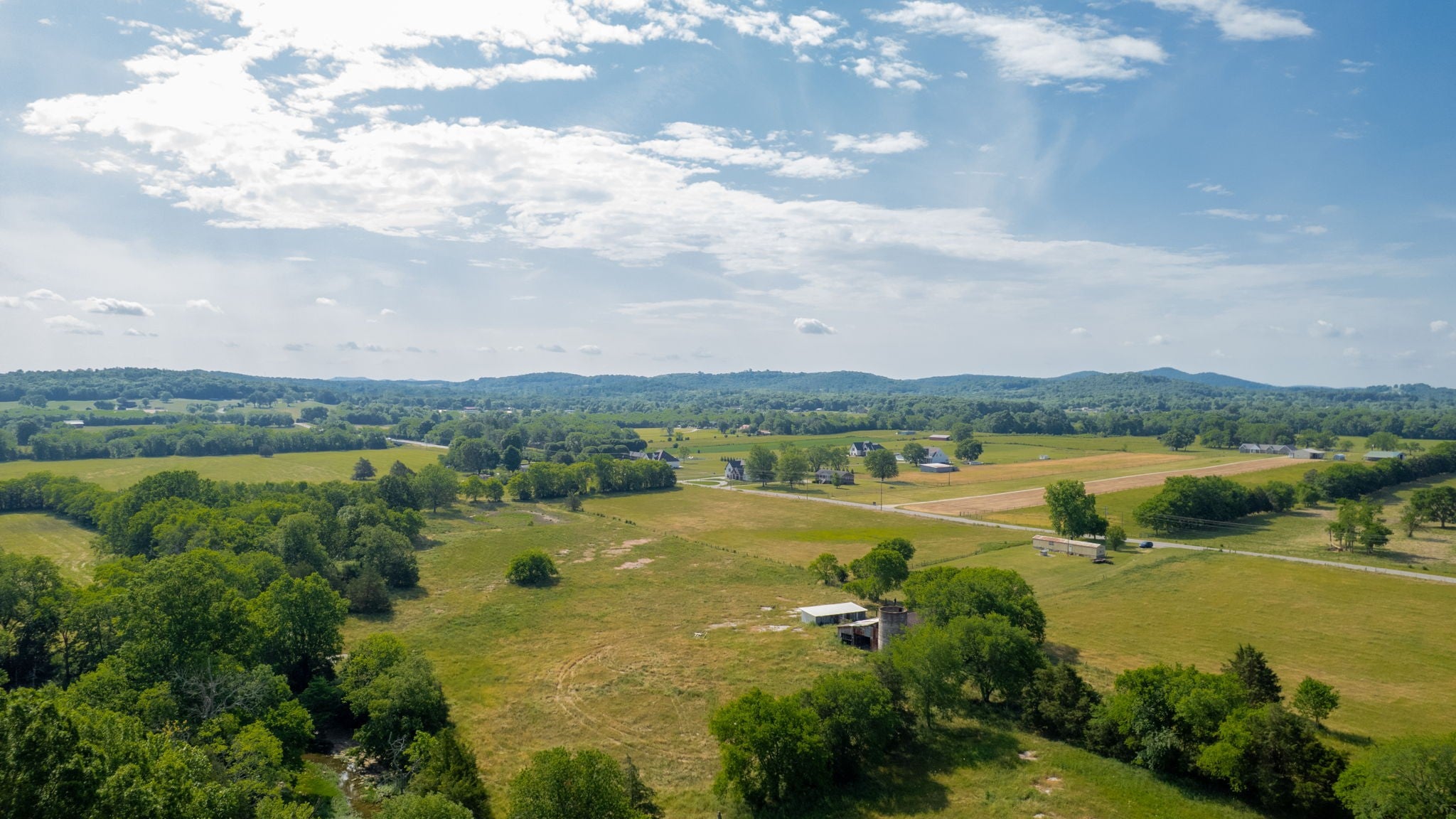 2393 Trousdale Ferry Pike