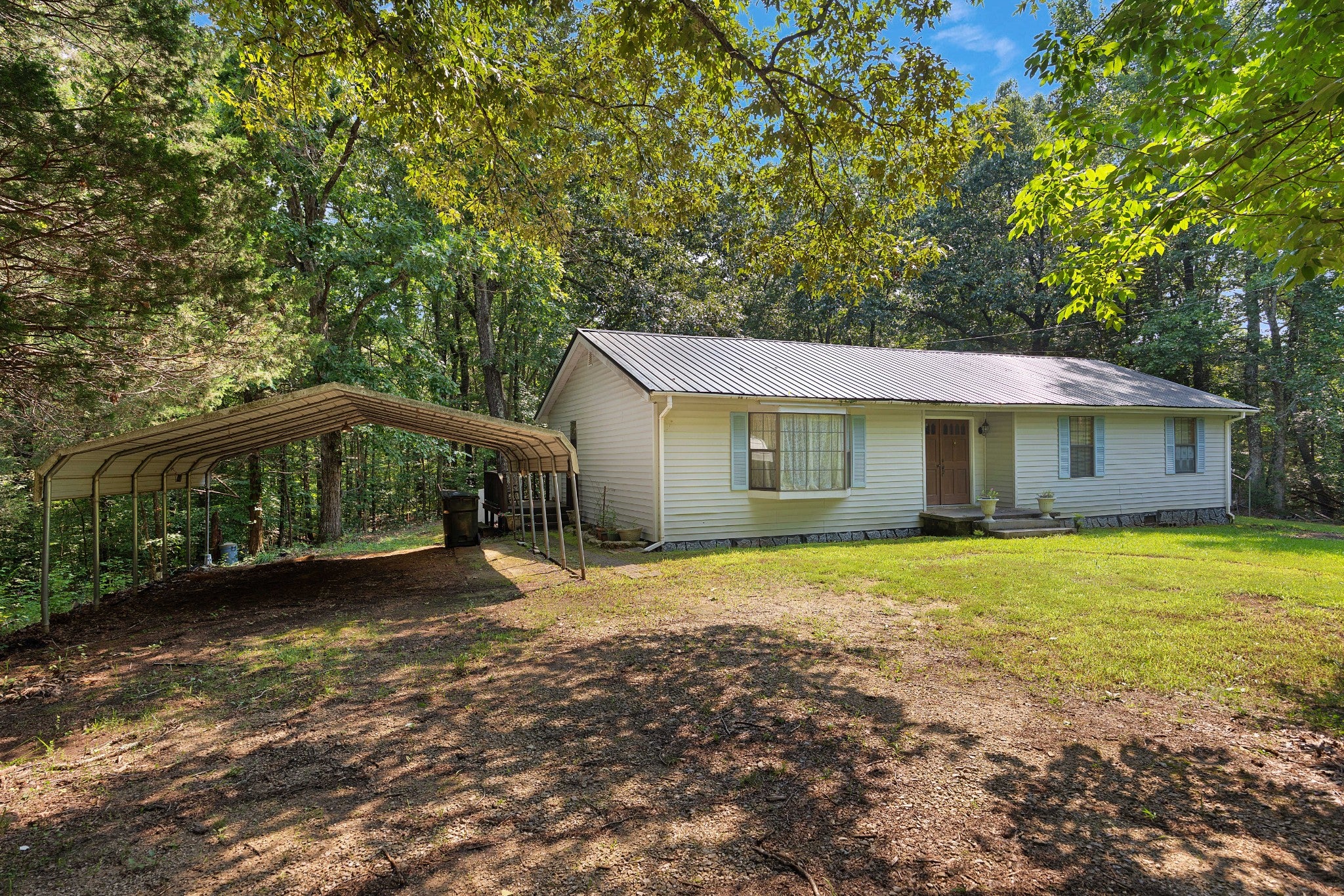 875 New Friendship Rd